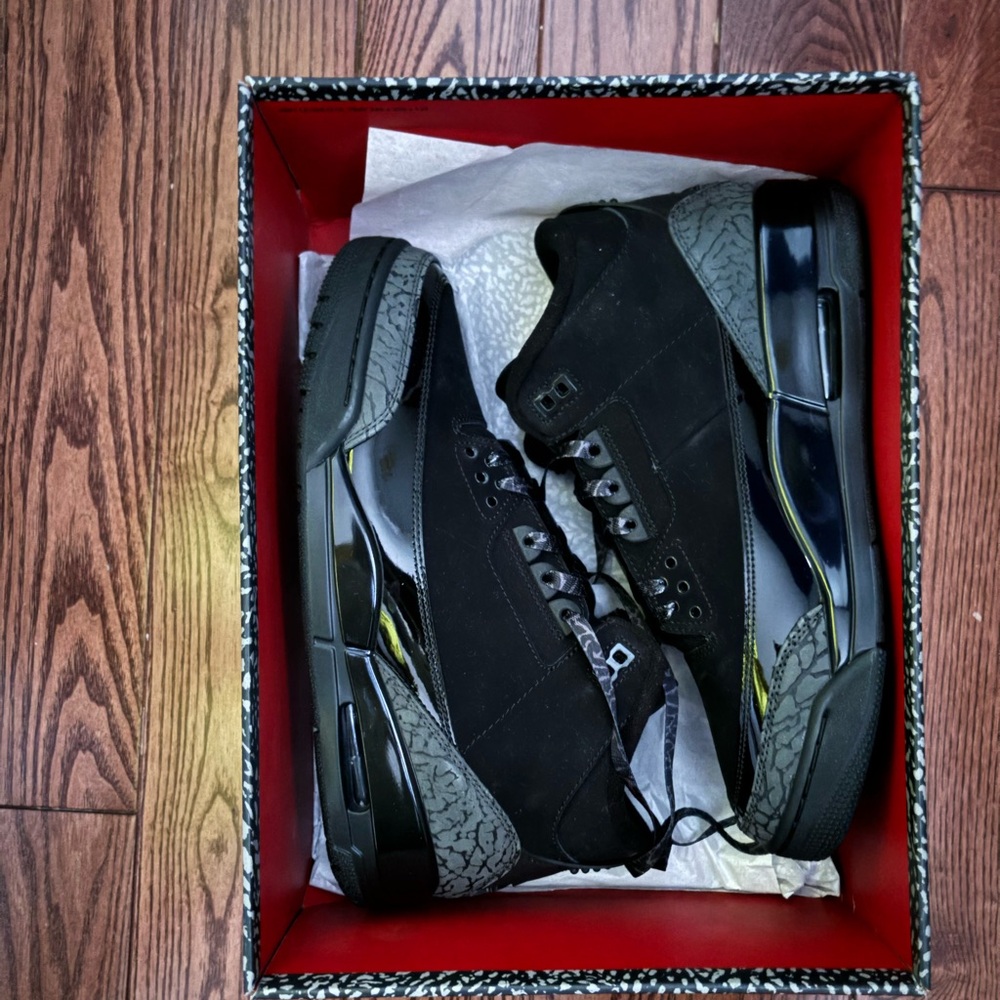 Men's Jordan 3 Black Cat (2025)